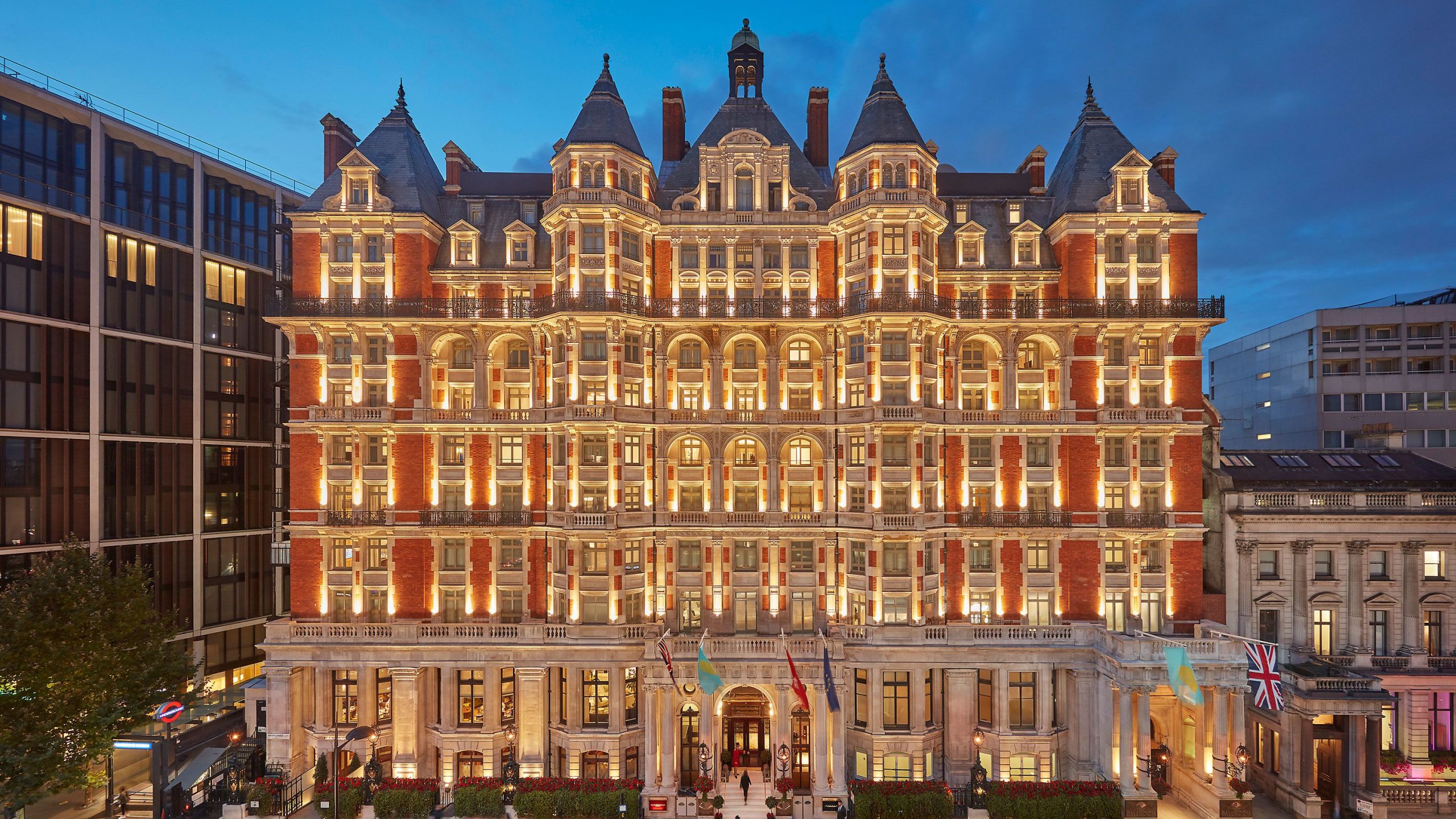 190412120305-london-2017-exterior-facade-dusk